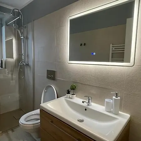 Premium Appartment In Onesti Extérieur photo